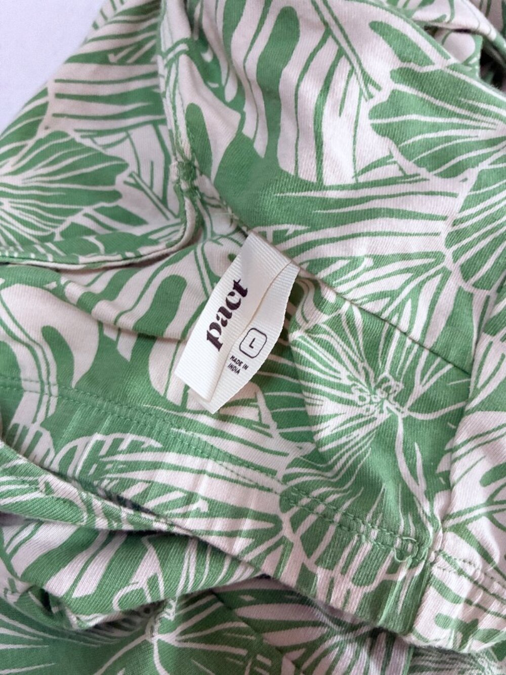 Pact Fit & Flare Open Back Maxi Dress w/ Bra + Pockets - L - Green Monstera - Picture 5 of 9